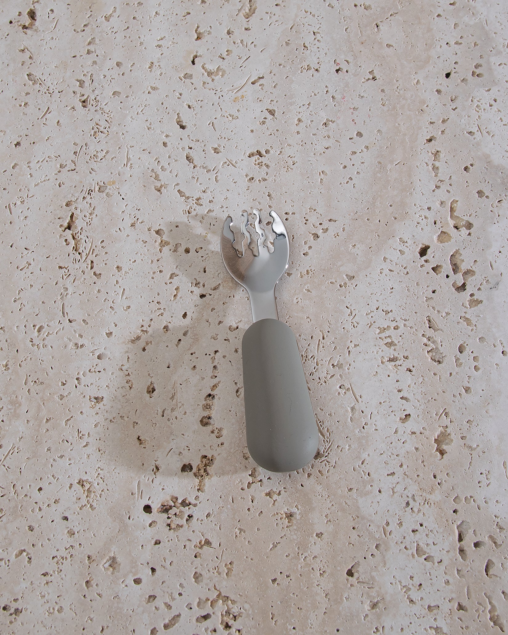 Barngaffel i silikon/stål - Dusty Green - Image 3
