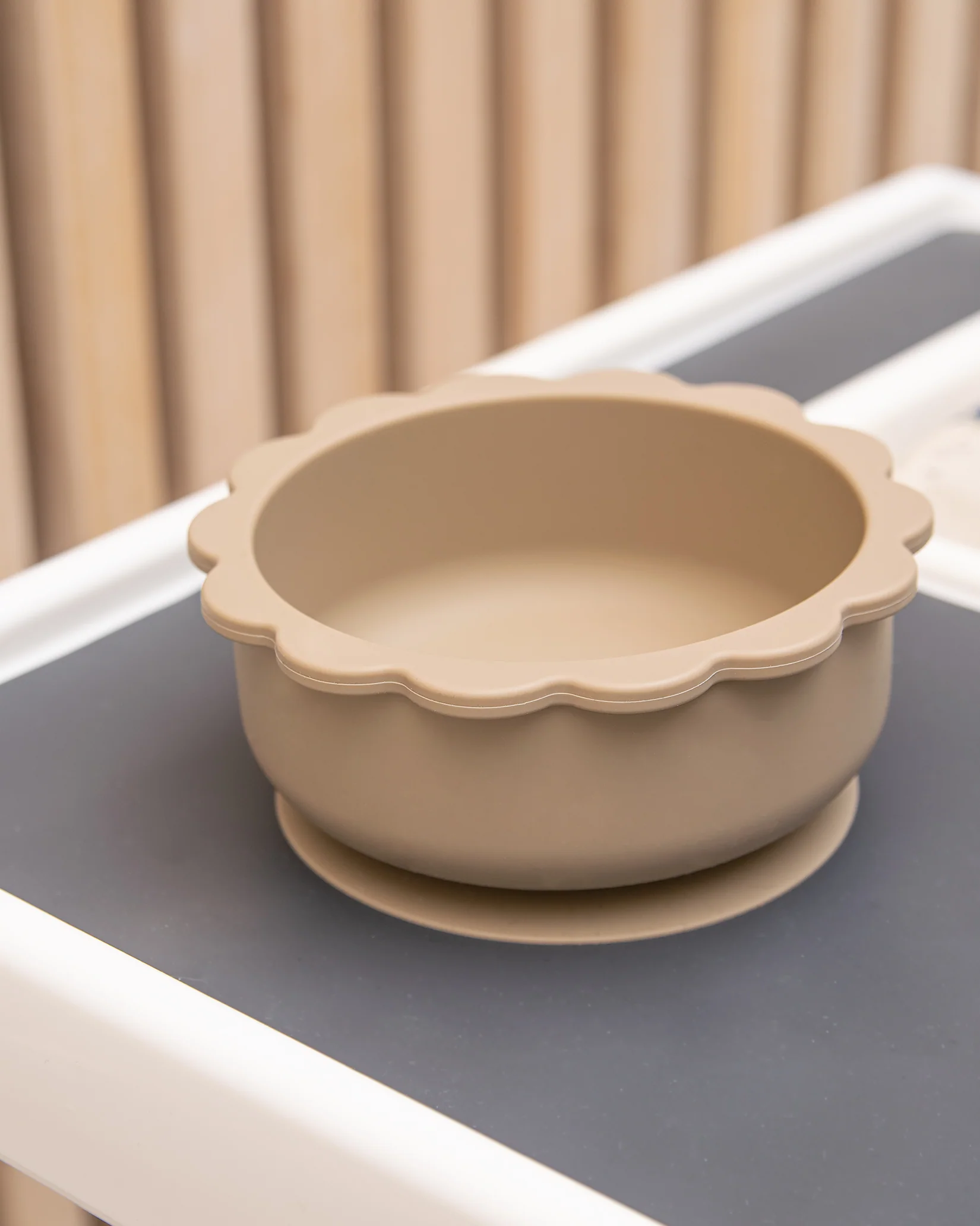 Vågig Skål - Taupe - Image 3