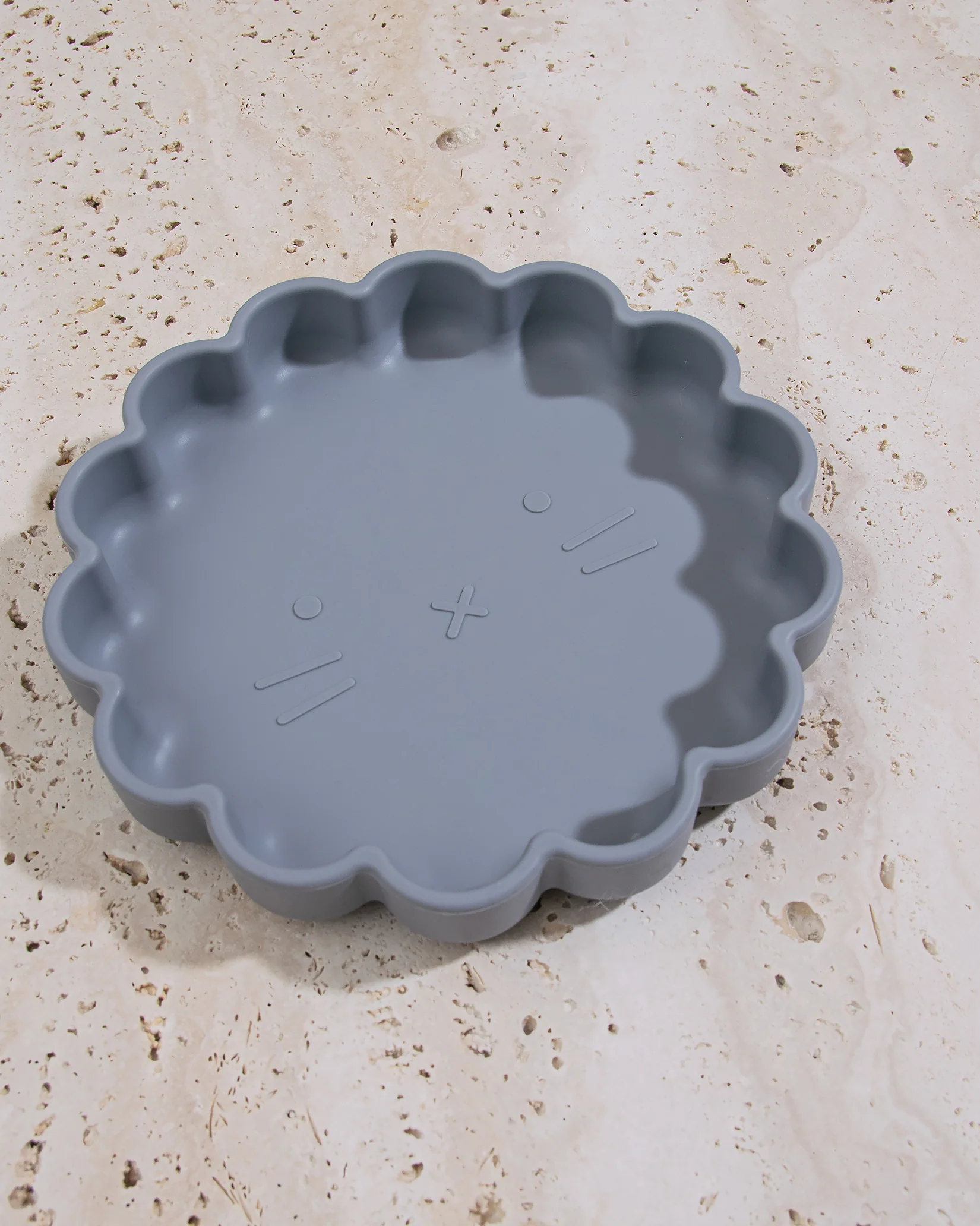 Vågig Tallrik - Grey - Image 6