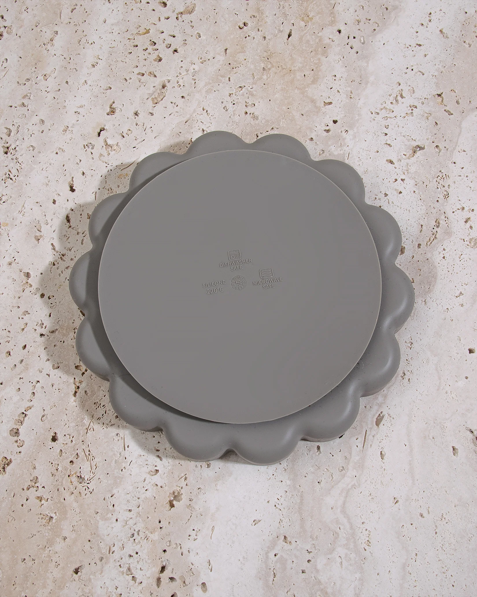 Vågig Tallrik - Dusty Green - Image 6